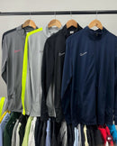 Kit NK 4 Jaquetas Dri-Fit