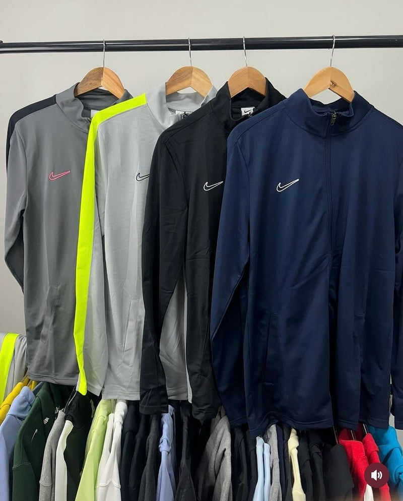 Kit NK 4 Jaquetas Dri-Fit