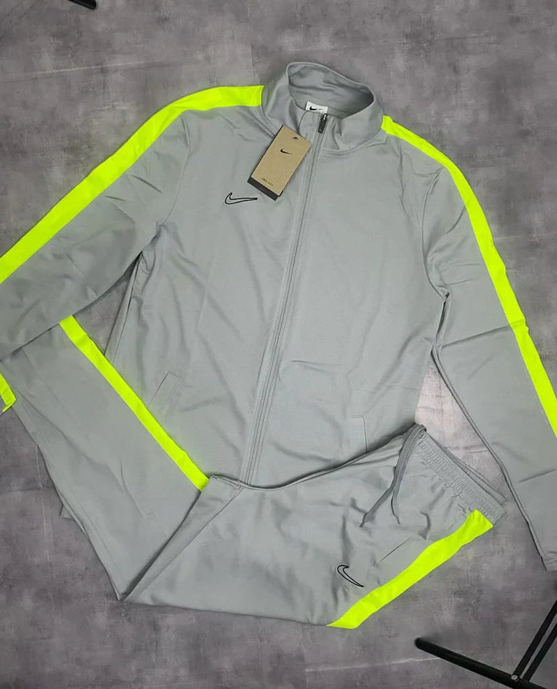 Conjunto NK Dri-Fit 2021 (Cinza e Verde)