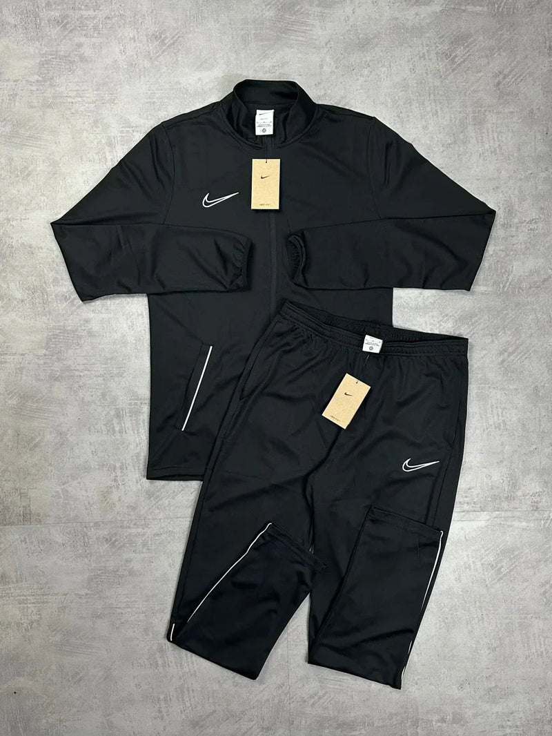 Conjunto NK Dri-Fit 2021 (Branco e Preto)