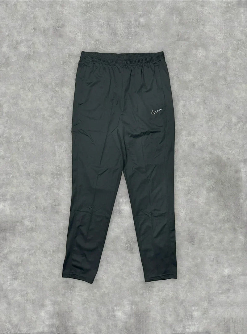 Conjunto NK Dri-Fit 2021 (Cinza e Branco)