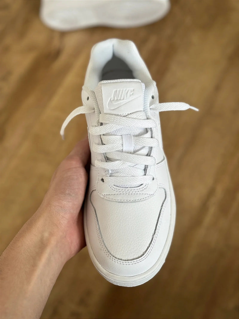 NIKE EBERNON LOW (white/white)