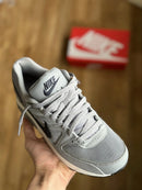 NIKE AIR MAX COMMAND (cinza)