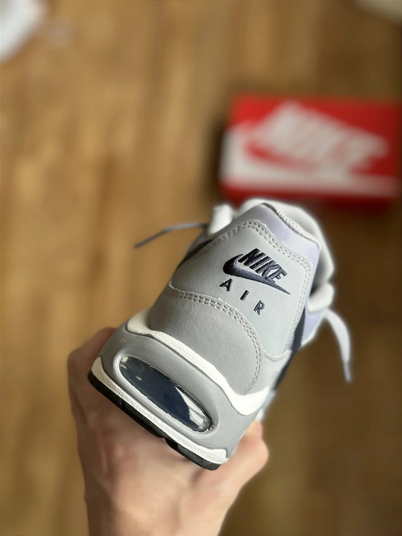 NIKE AIR MAX COMMAND (cinza)